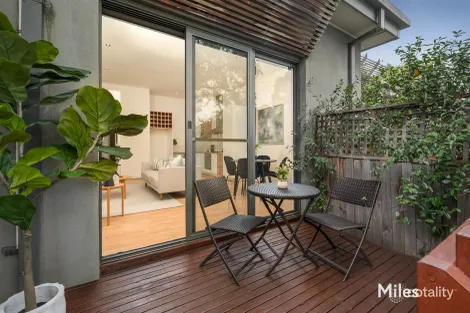 Property photo of 2/3 Lower Plenty Road Rosanna VIC 3084