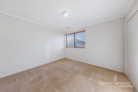Property photo of 5 Celendine Place Hillside VIC 3037
