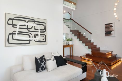 Property photo of 26 Stringybark Place Castle Hill NSW 2154