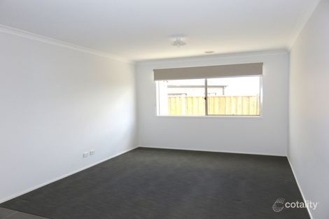 Property photo of 128 Allumba Way Wollert VIC 3750