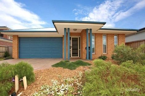 4 Yellowgum Ave, Lyndhurst, VIC 3975