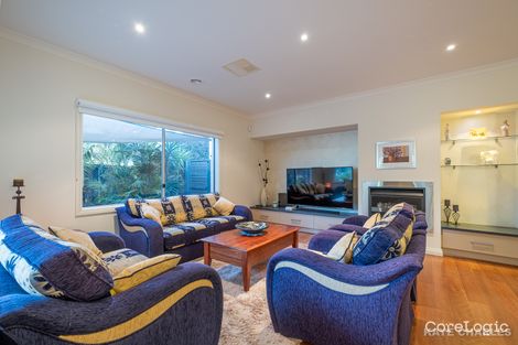 Property photo of 41 Henry Lawson Drive Pakenham VIC 3810