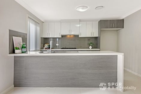 Property photo of 3 Ludhiana Glade Schofields NSW 2762