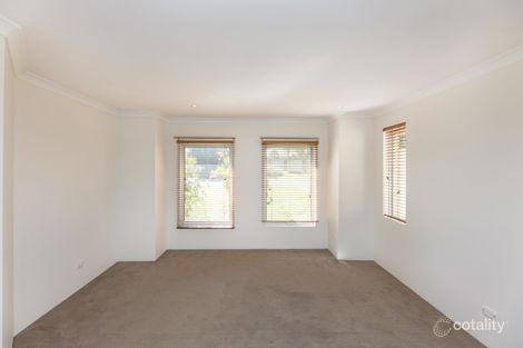 Property photo of 32 Apsley Bend Tapping WA 6065