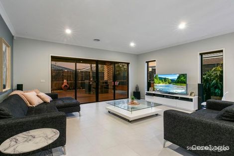 Property photo of 3 Bugle Lane Cranbourne West VIC 3977