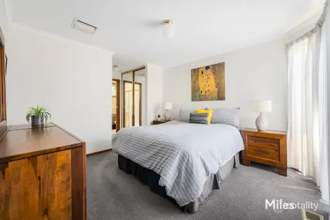 Property photo of 2/24 Abbotsford Grove Ivanhoe VIC 3079