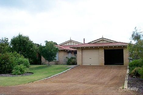 7 William St, Little Grove, WA 6330