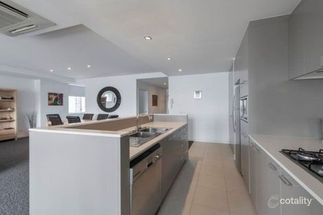 Property photo of 401/4 Honeysuckle Drive Newcastle NSW 2300