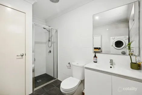 Property photo of 27 Alamein Avenue Narraweena NSW 2099