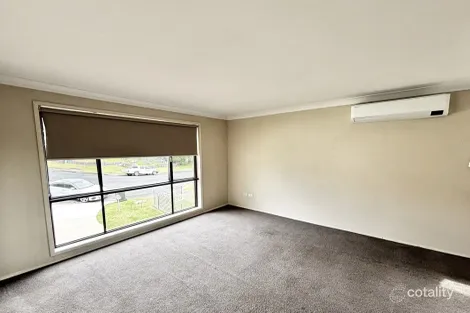 Property photo of 31 Edinburgh Crescent St Andrews NSW 2566