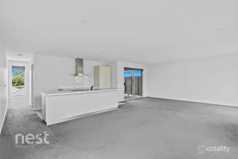 Property photo of 7/11 Kingston View Drive Kingston TAS 7050