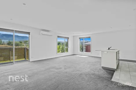 Property photo of 7/11 Kingston View Drive Kingston TAS 7050