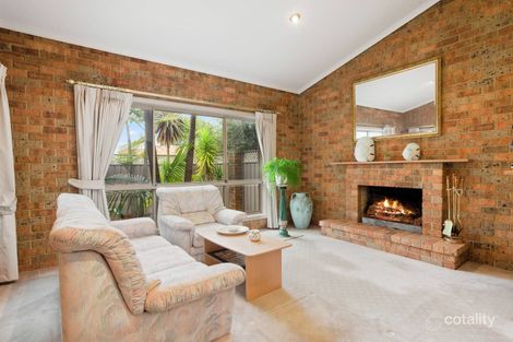 Property photo of 12 Benaud Close Keilor East VIC 3033