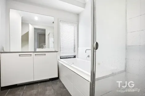 Property photo of 83 Waterfall Boulevard The Ponds NSW 2769