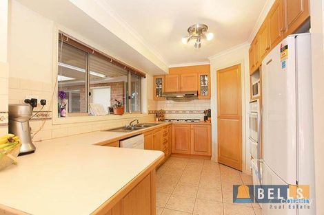 Property photo of 1 Toolim Walk Sydenham VIC 3037
