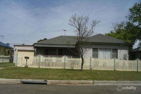 Property photo of 15 Bridges Avenue Wattle Grove NSW 2173