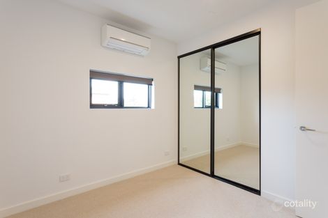Property photo of 101/2 Denman Avenue St Kilda East VIC 3183
