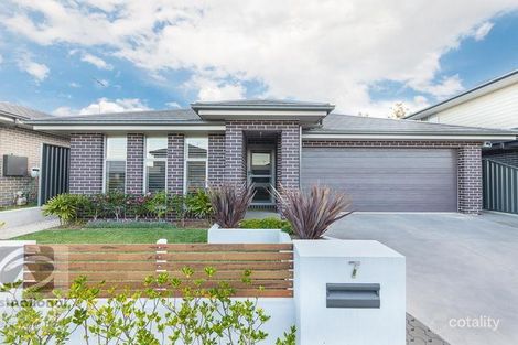 7 Binyang Ave, Glenmore Park, NSW 2745