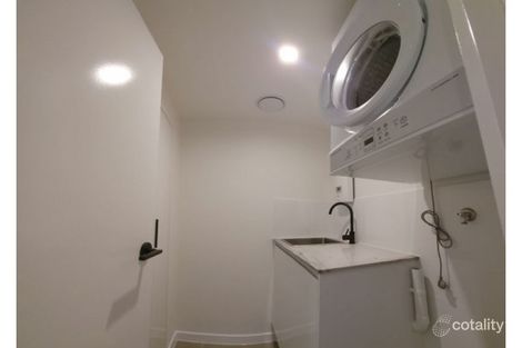 Property photo of 2/81 Marine Parade Redcliffe QLD 4020