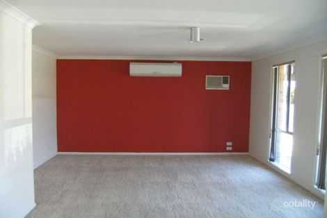 Property photo of 1 Roebourne Mews Cranbourne East VIC 3977