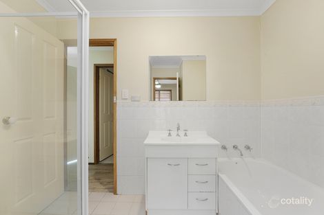 Property photo of 6 Hugh McKay Crescent Dunlop ACT 2615
