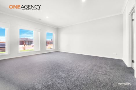 Property photo of 32 Presentation Boulevard Winter Valley VIC 3358
