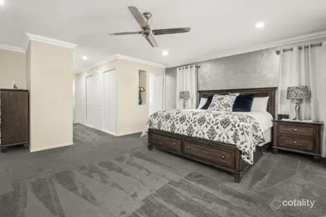 Property photo of 32-34 Peak Court Peak Crossing QLD 4306