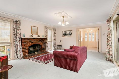 Property photo of 26 Chirnside Road Berwick VIC 3806