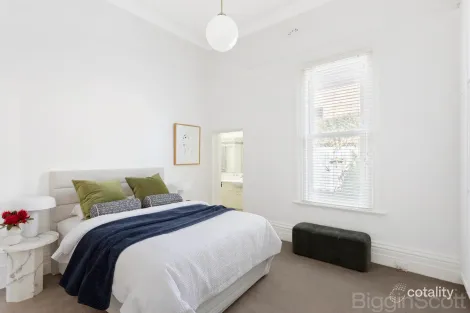 Property photo of 8 Curral Road Elsternwick VIC 3185