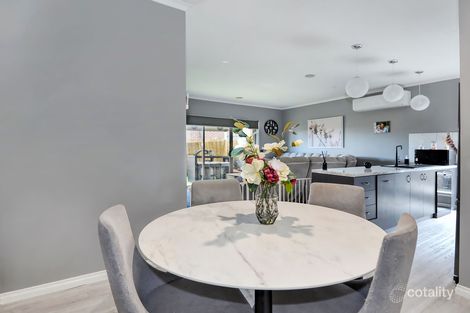 Property photo of 16 Exmoor Court Alfredton VIC 3350