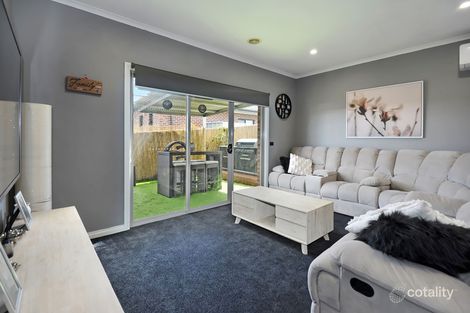 Property photo of 16 Exmoor Court Alfredton VIC 3350