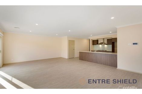 Property photo of 22 Neroli Crescent Truganina VIC 3029