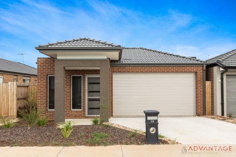 Property photo of 32 Indura Drive Werribee VIC 3030
