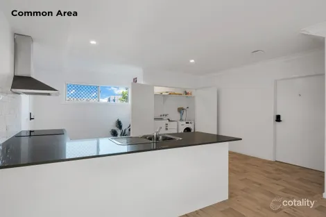 Property photo of 5/52 Paramount Terrace Seven Hills QLD 4170