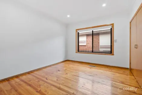 Property photo of 13 Kuranda Street Lalor VIC 3075