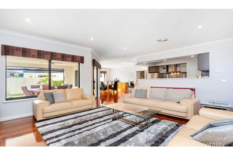 Property photo of 38 Honeymyrtle Turn Stirling WA 6021