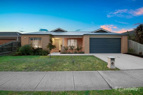 Property photo of 24 Webster Way Pakenham VIC 3810