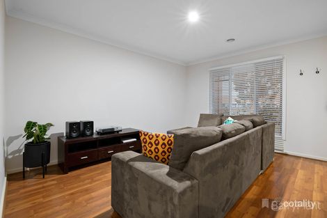 Property photo of 24 Webster Way Pakenham VIC 3810