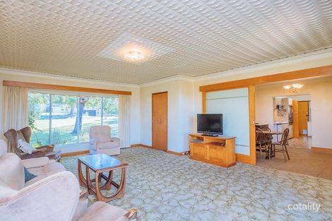Property photo of 25 Polglass Way Ardross WA 6153