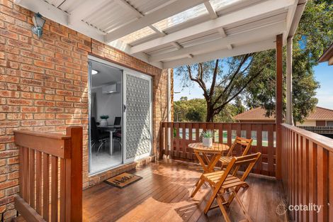 Property photo of 33 Dunlop Crescent Mill Park VIC 3082