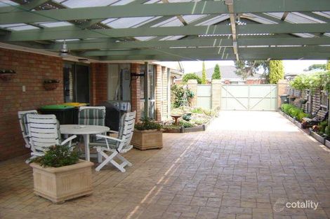 Property photo of 30 Chris Court Hillside VIC 3037