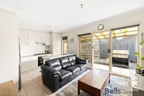 2/10 Castley Cres, Braybrook, VIC 3019
