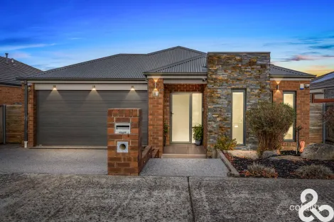 26 Hutmil Dr, South Morang, VIC 3752