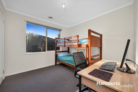 Property photo of 11 Taunton Court Narre Warren South VIC 3805