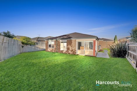 Property photo of 11 Taunton Court Narre Warren South VIC 3805