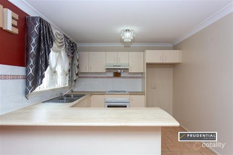 Property photo of 2 Nettletree Place Casula NSW 2170