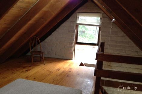 Property photo of 24 Zig Zag Road Eltham VIC 3095