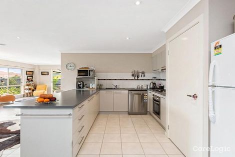 Property photo of 56 Ladybird Crescent Point Cook VIC 3030