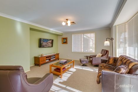 Property photo of 15 Woodoak Close Tingira Heights NSW 2290