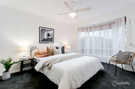 Property photo of 30 Brooks Circuit Woodcroft SA 5162